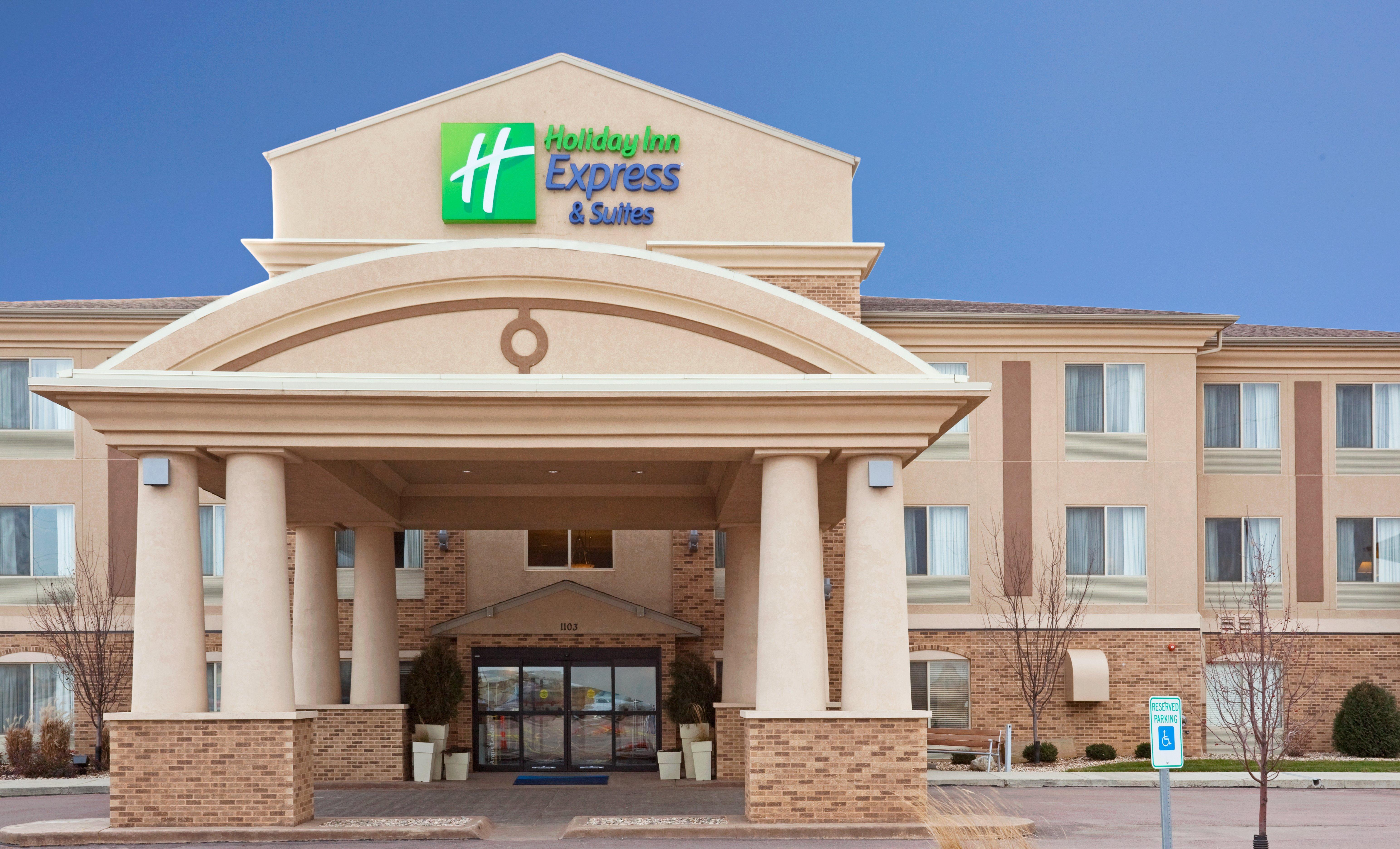 Holiday Inn Express Hotel & Suites Sioux Falls-Brandon By Ihg Exterior photo