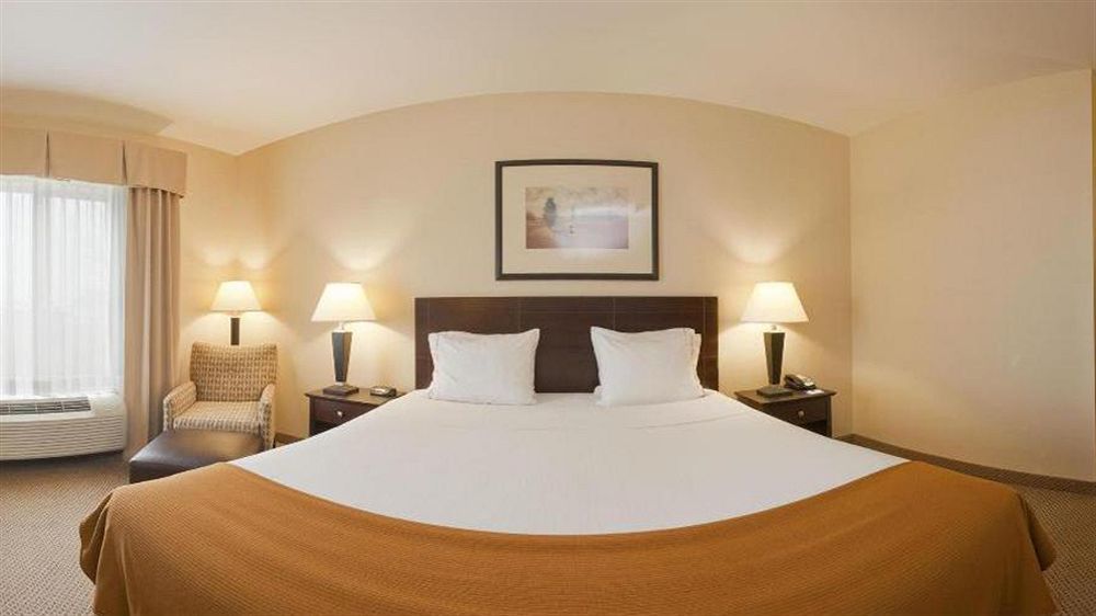 Holiday Inn Express Hotel & Suites Sioux Falls-Brandon By Ihg Exterior photo