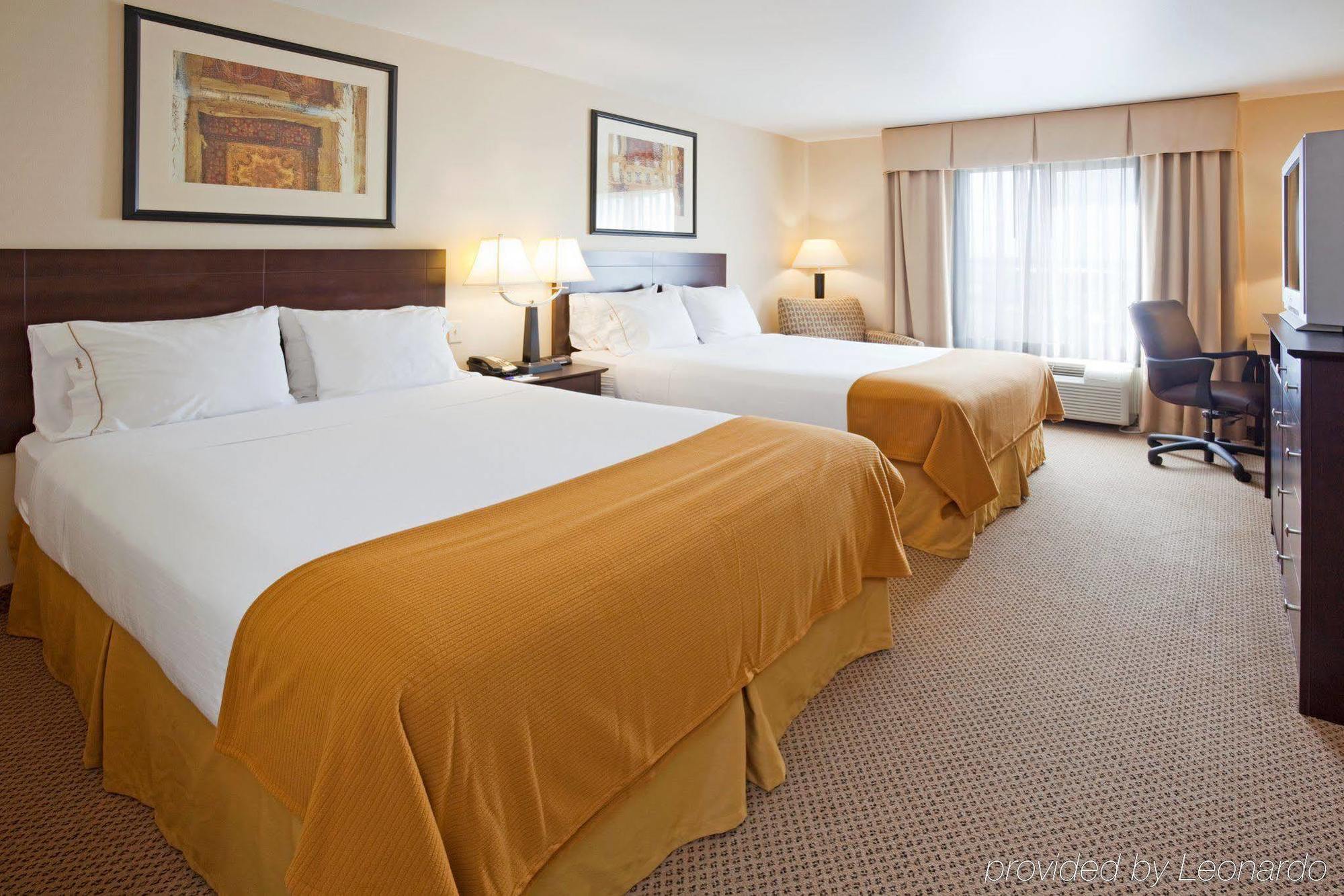 Holiday Inn Express Hotel & Suites Sioux Falls-Brandon By Ihg Room photo